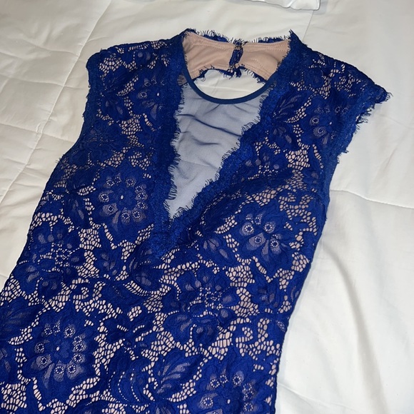 Betsy & Adam royal blue lace long evening gown black tie gala form fitting sz 0 - Picture 8 of 15